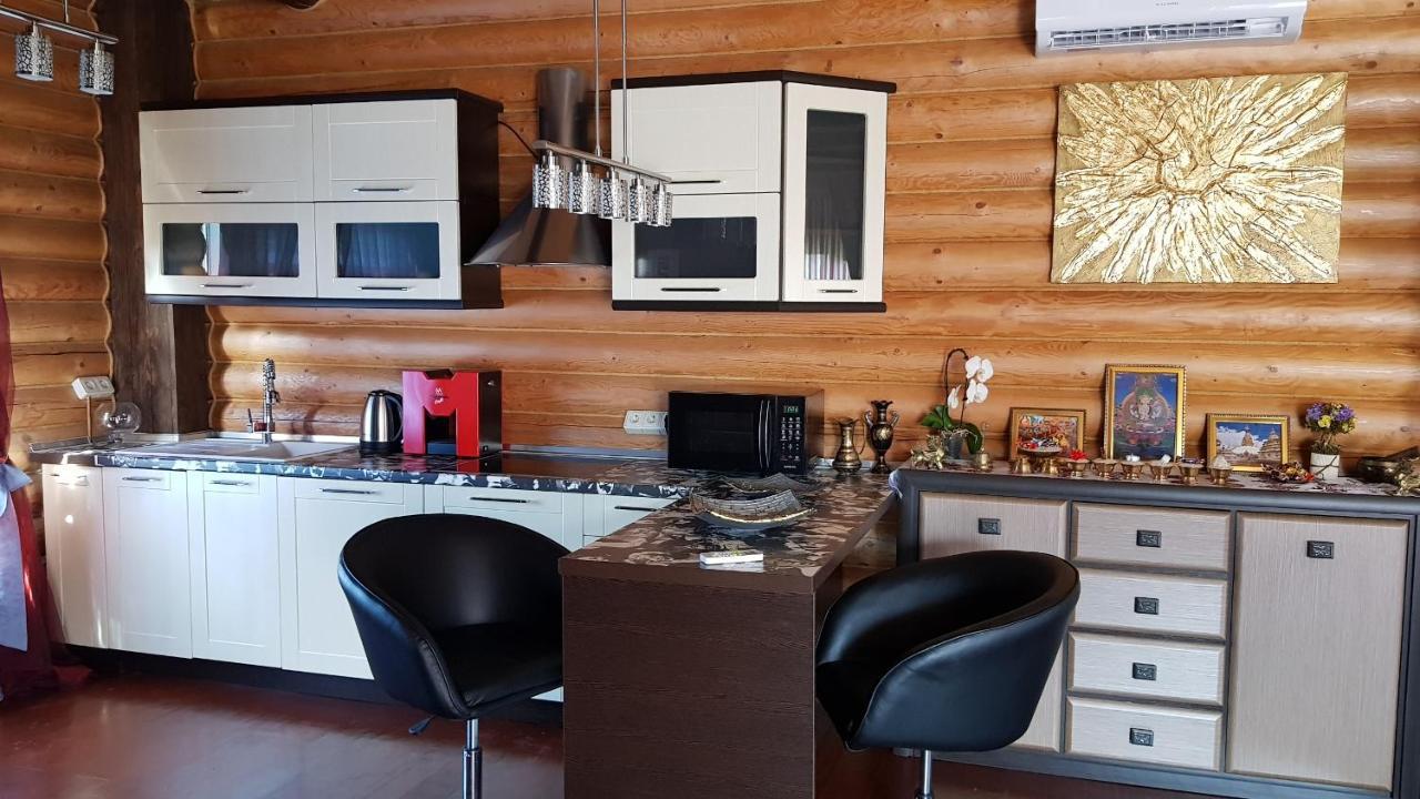 Luxury Apartments With Pool And Sauna In The Villa Chernivtsi Luaran gambar
